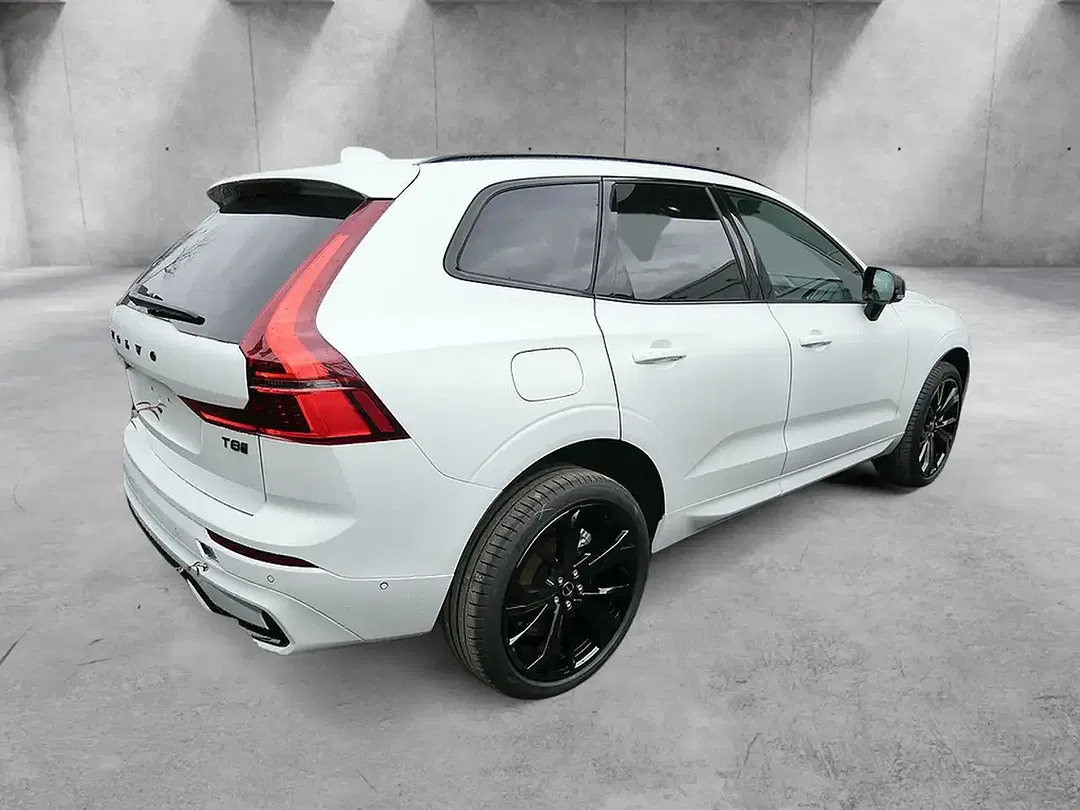 Volvo XC60 2.0 PHEV Hybrid AWD Recharge Ultra Black Edition - Thumbnail 3