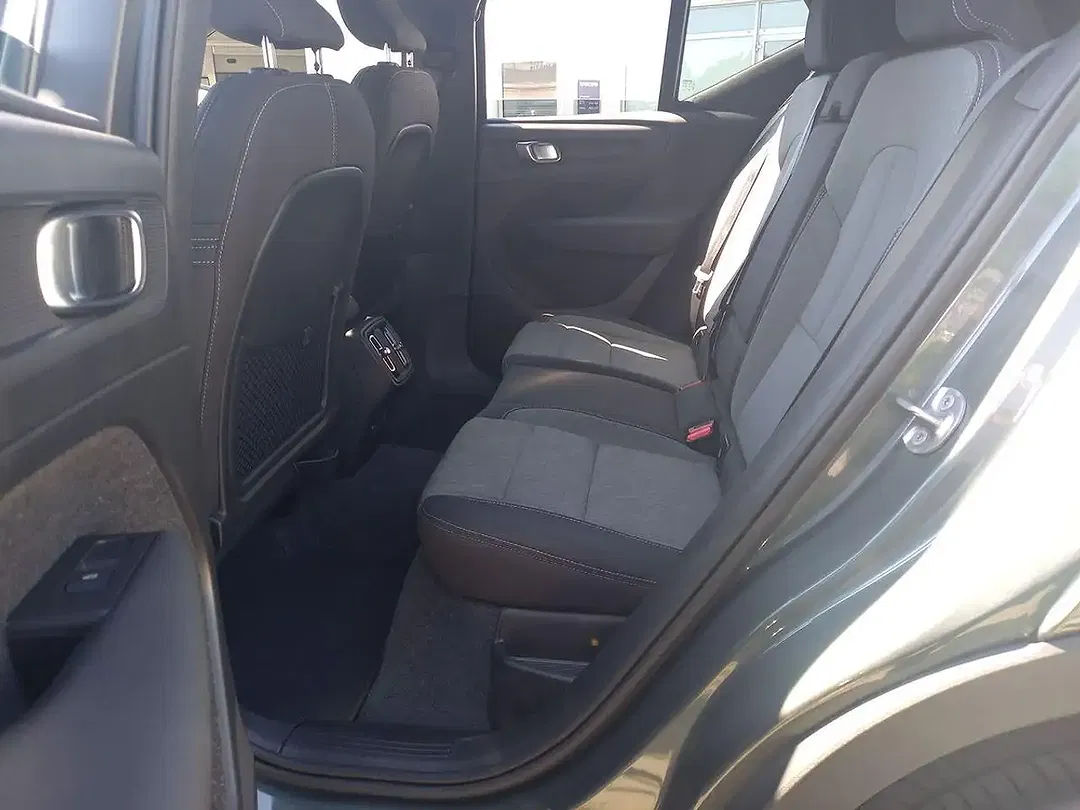 Volvo XC40 B3 Core - Thumbnail 14