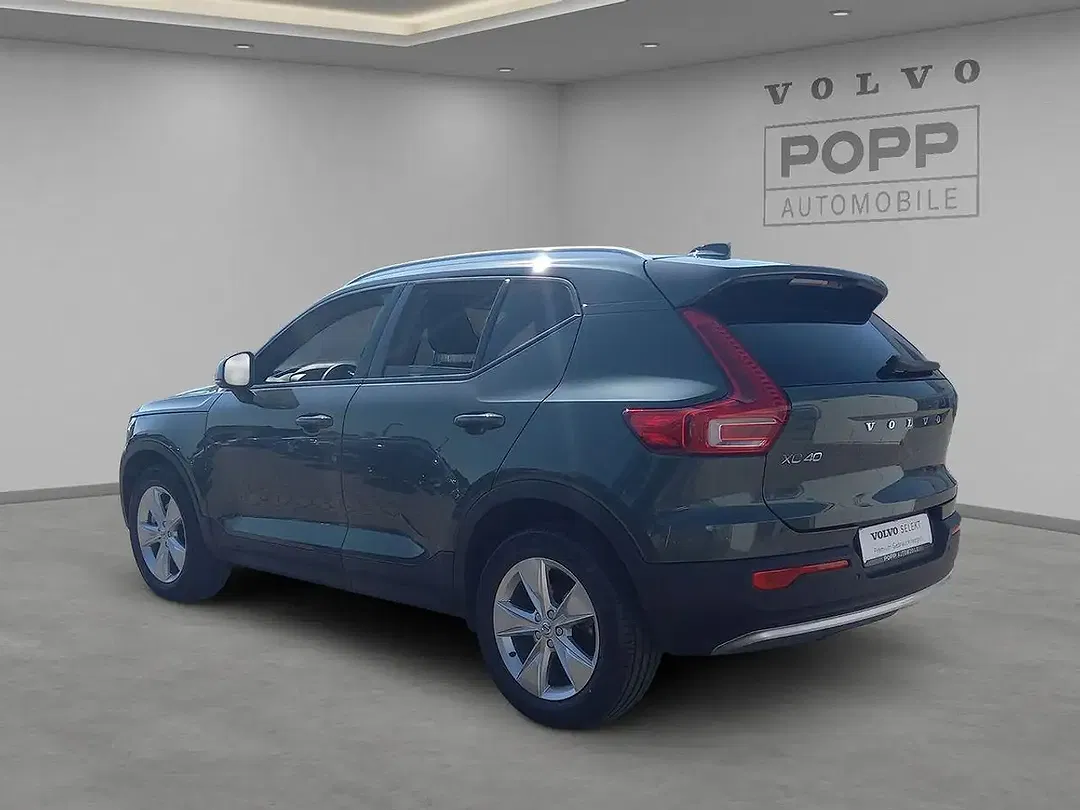 Volvo XC40 B3 Core - Thumbnail 3