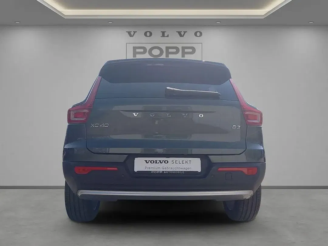 Volvo XC40 B3 Core - Thumbnail 4