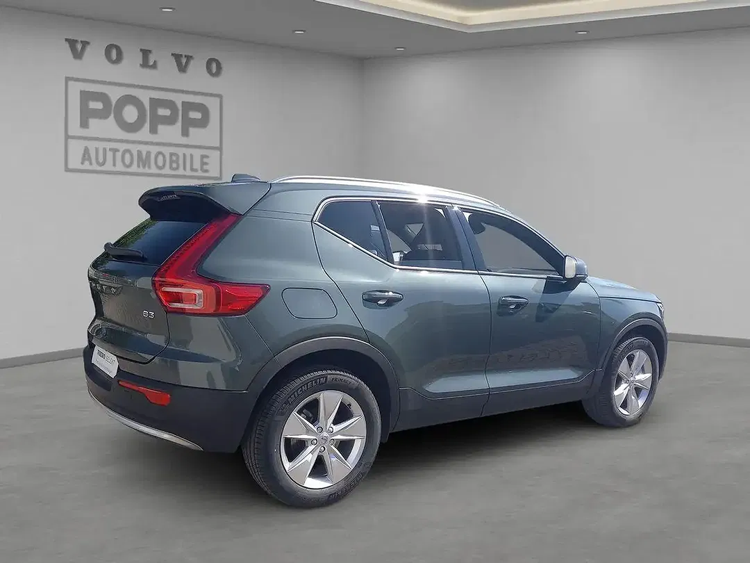 Volvo XC40 B3 Core - Thumbnail 5