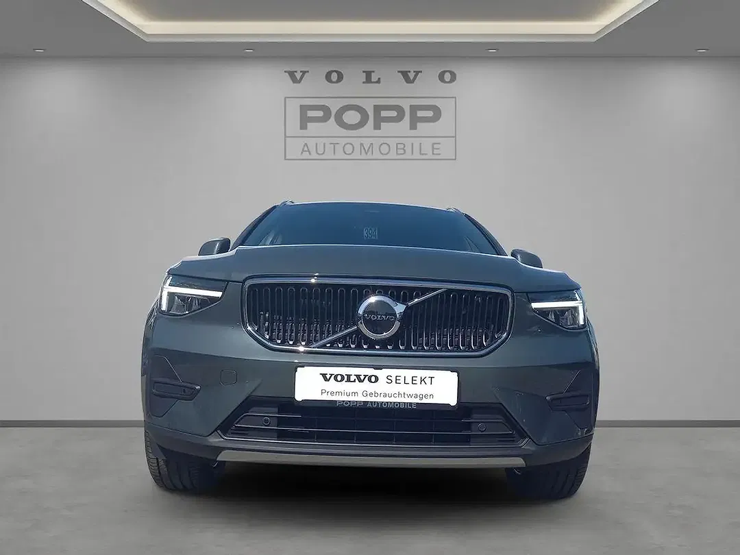 Volvo XC40 B3 Core - Thumbnail 8