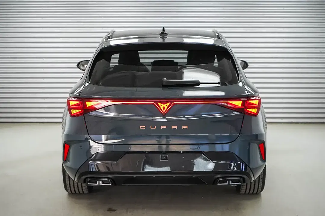 CUPRA Leon 2.0 TSI DSG 4x4 - Thumbnail 4