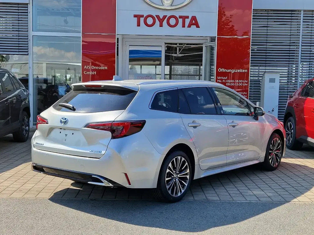 Toyota Corolla Hybrid Teamplayer - Thumbnail 4