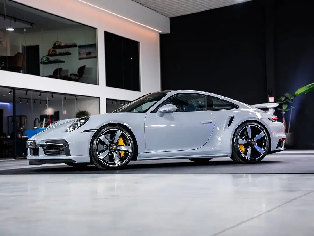 Porsche 911 3.8 Bi-Turbo PDK PCCB Turbo S - foto 2