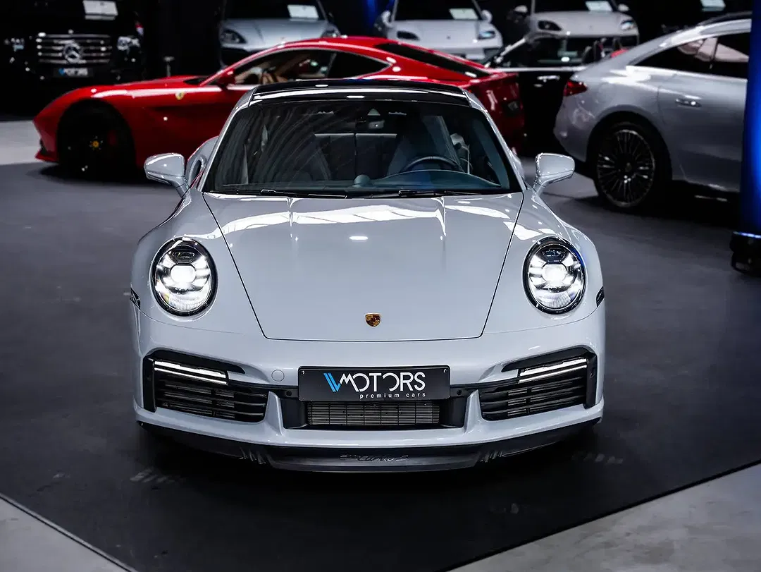 Porsche 911 3.8 Bi-Turbo PDK PCCB Turbo S - Thumbnail 6