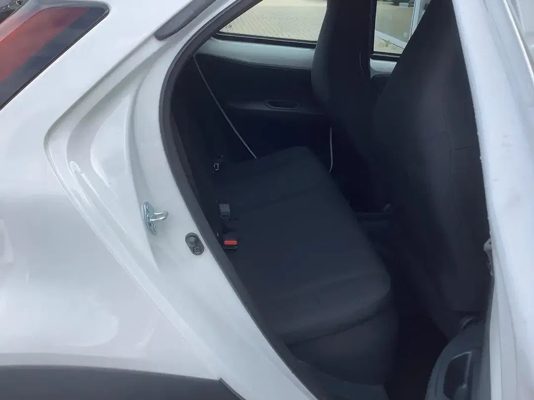 Toyota Aygo X Hybrid Active - Thumbnail 12