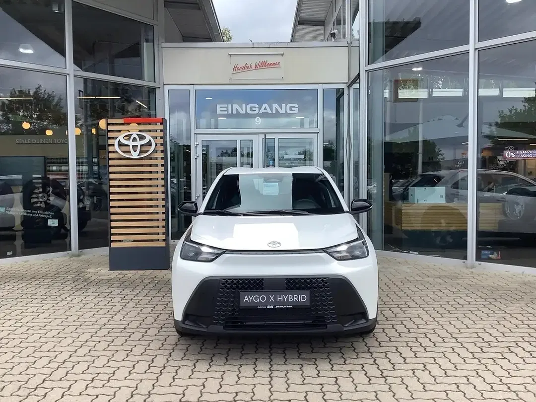 Toyota Aygo X Hybrid Active - Thumbnail 6