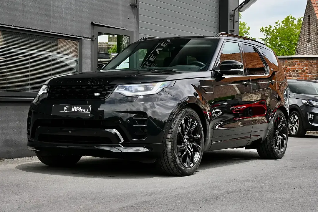 Land Rover Discovery D250 SE Dynamic - Thumbnail 11