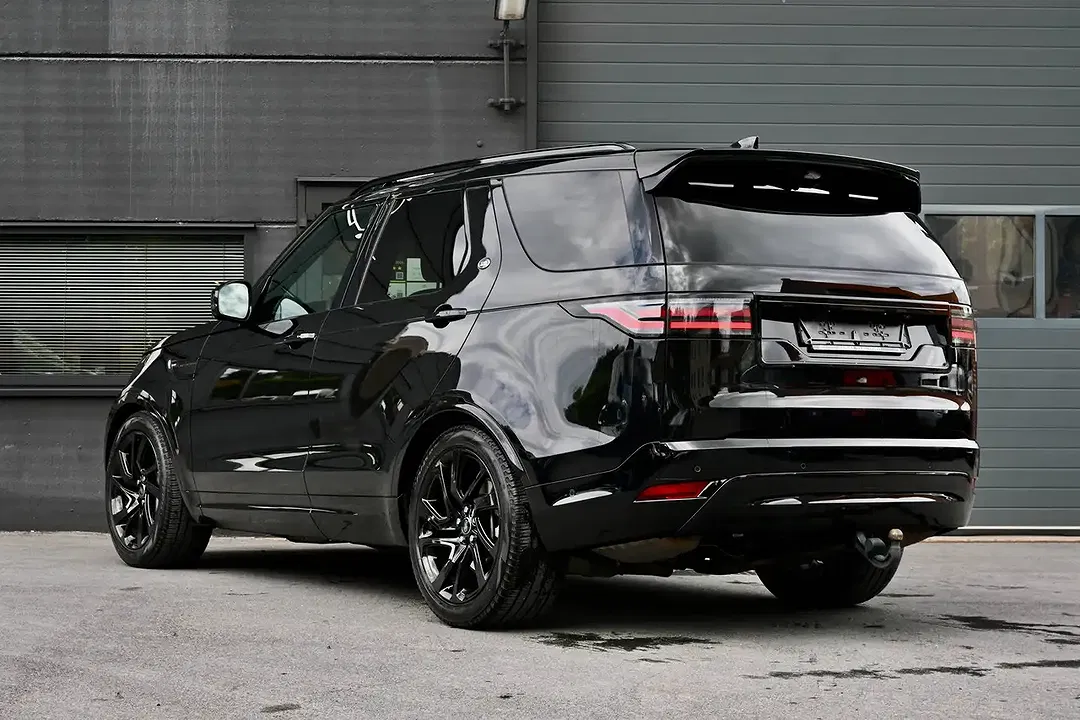 Land Rover Discovery D250 SE Dynamic - Thumbnail 6