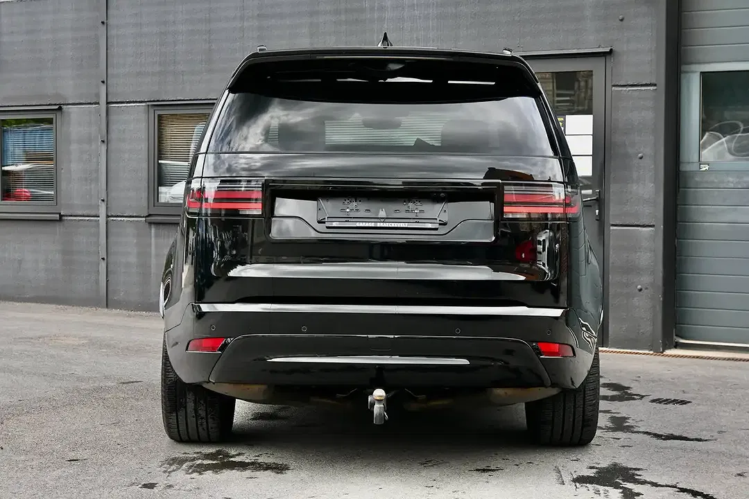 Land Rover Discovery D250 SE Dynamic - Thumbnail 8