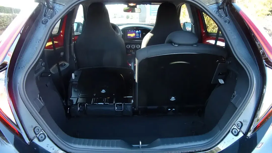 Toyota Aygo CVT Teamplayer - Thumbnail 12