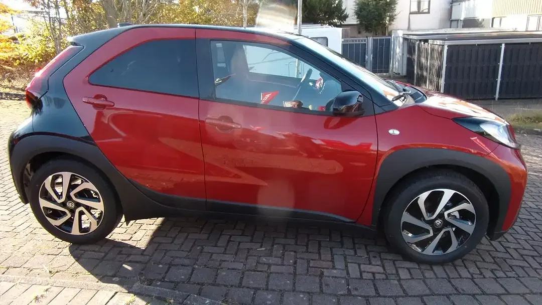 Toyota Aygo CVT Teamplayer - Thumbnail 3