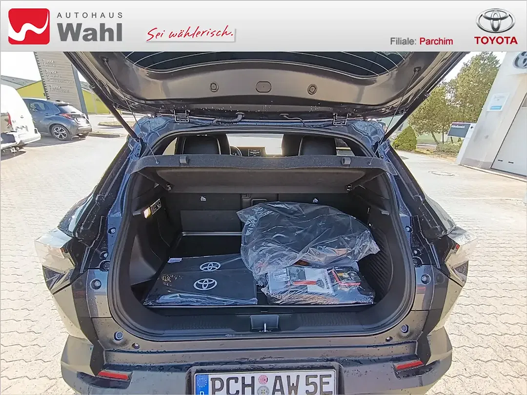 Toyota Urban Cruiser Lounge - Thumbnail 11