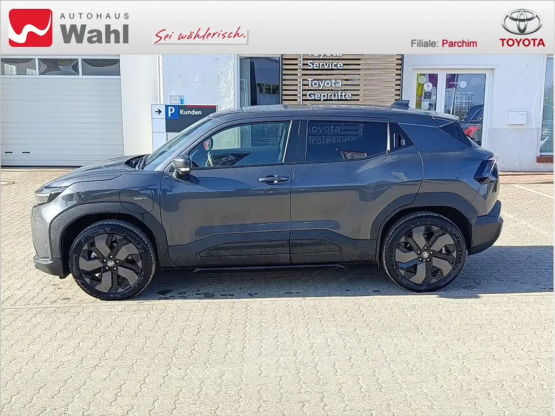 Toyota Urban Cruiser Lounge - Thumbnail 3