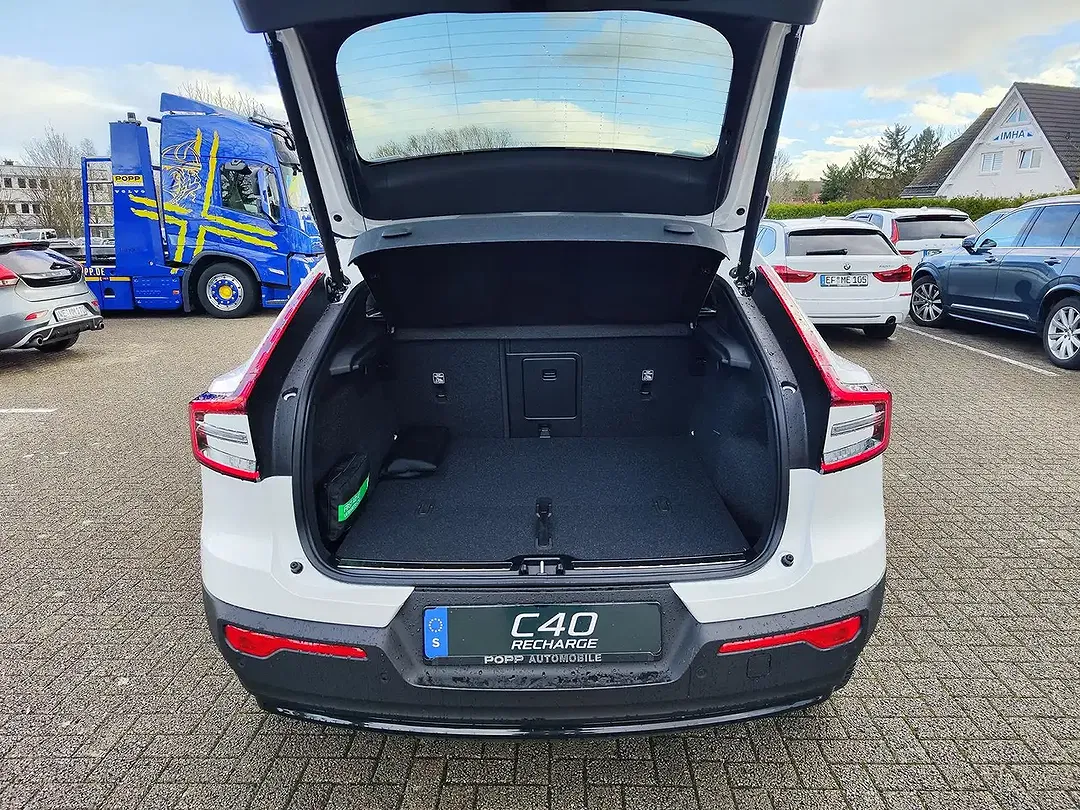 Volvo C40 AWD Twin Motor Plus - Thumbnail 11