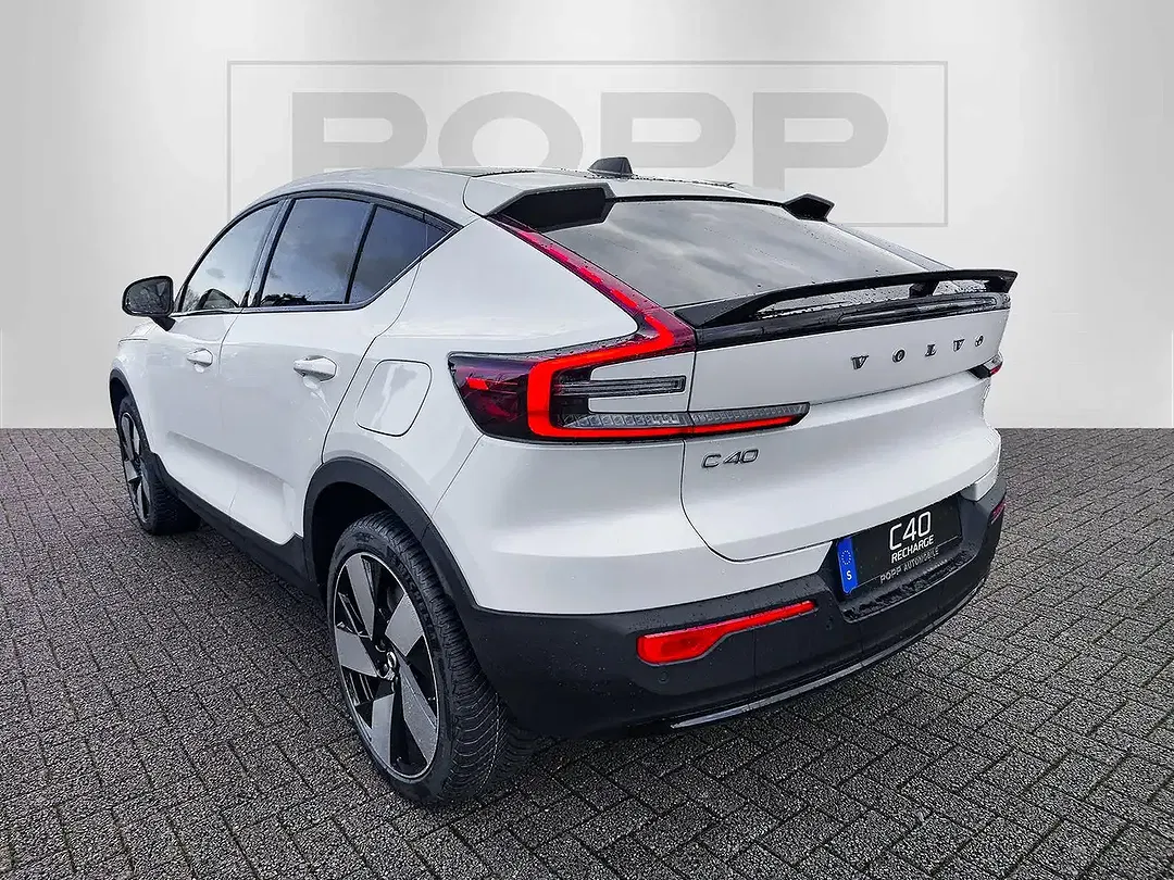 Volvo C40 AWD Twin Motor Plus - Thumbnail 3