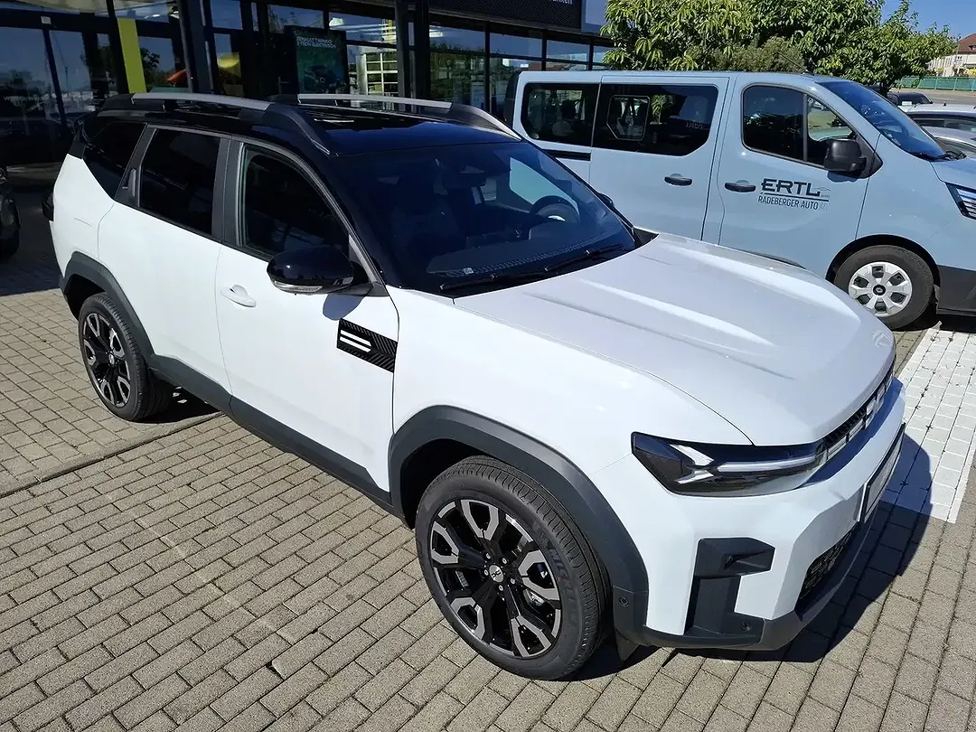Dacia Bigster Hybrid Journey - Thumbnail 3