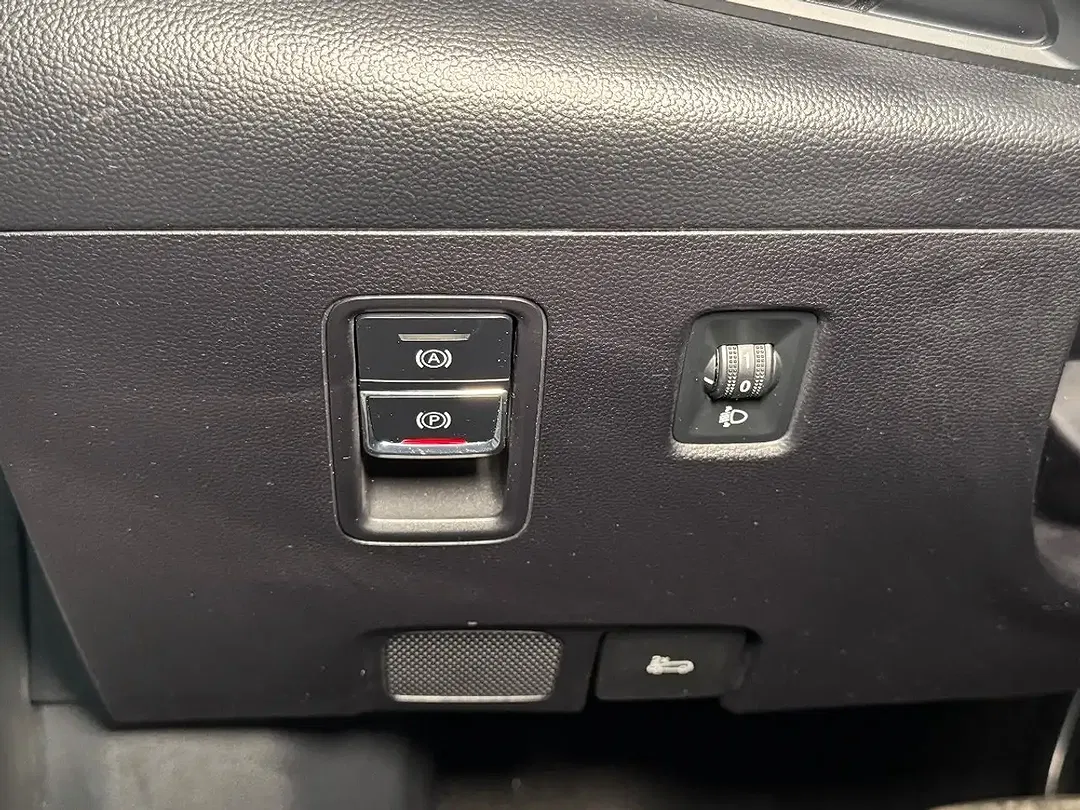 MG Marvel R Performance - Thumbnail 10