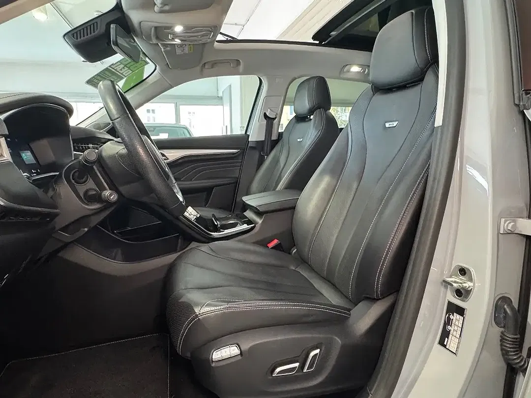 MG Marvel R Performance - Thumbnail 11