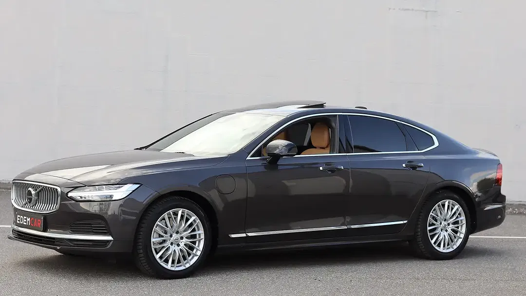 Volvo S90 T8 2.0 PHEV Geartronic AWD Inscription - Thumbnail 3