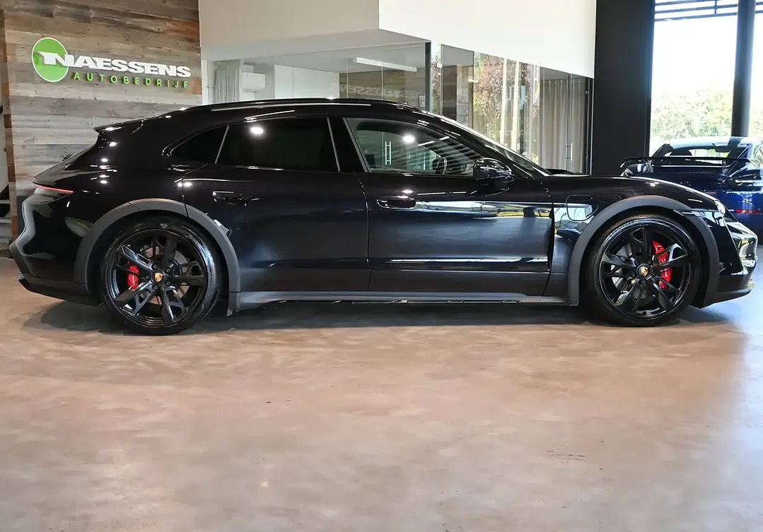 Porsche Taycan 4 Sport Chrono Cross Turismo - Thumbnail 4