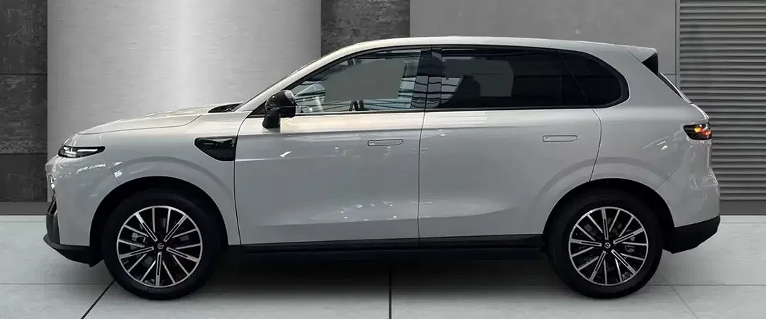Leapmotor B10 - foto 1
