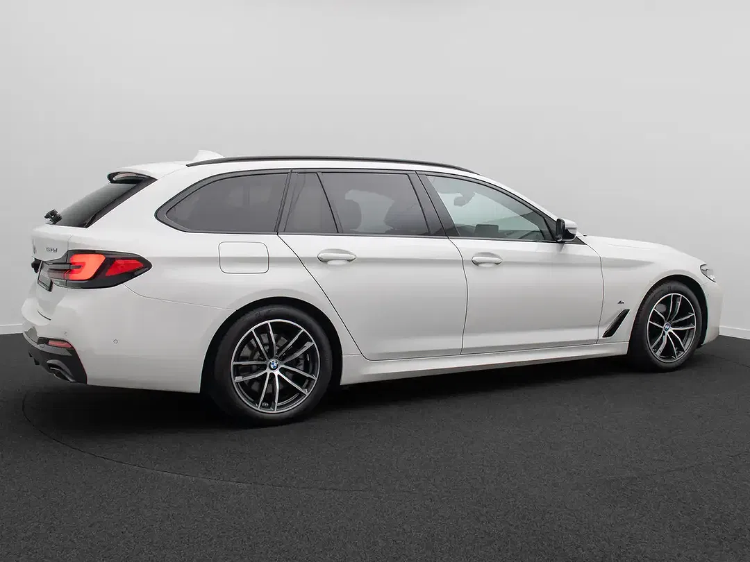 BMW 520 M Sport - Thumbnail 6
