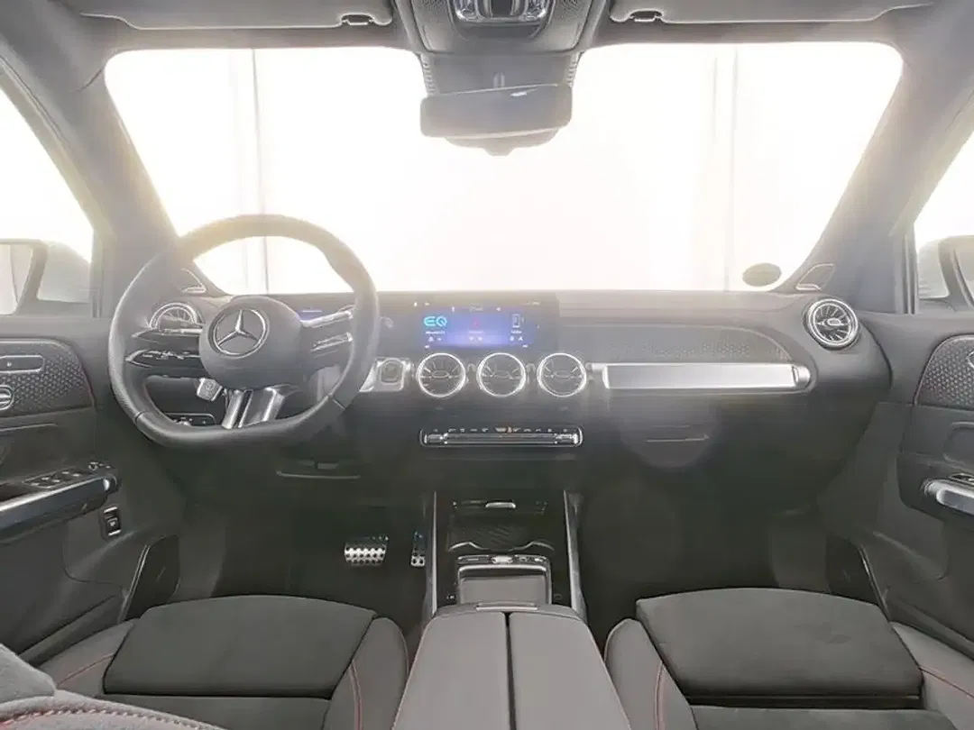 Mercedes-Benz EQB 350 4MATIC AMG Burmester Premium - Thumbnail 3