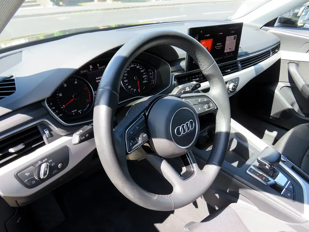 Audi A4 S tronic Avant advanced - Thumbnail 13