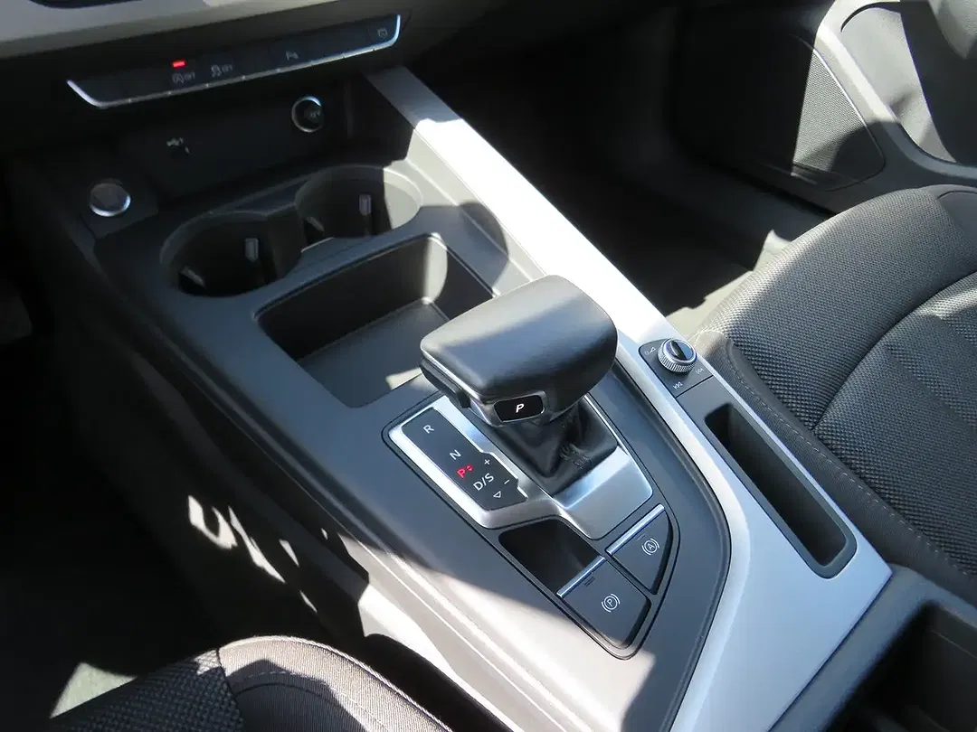 Audi A4 S tronic Avant advanced - foto 15