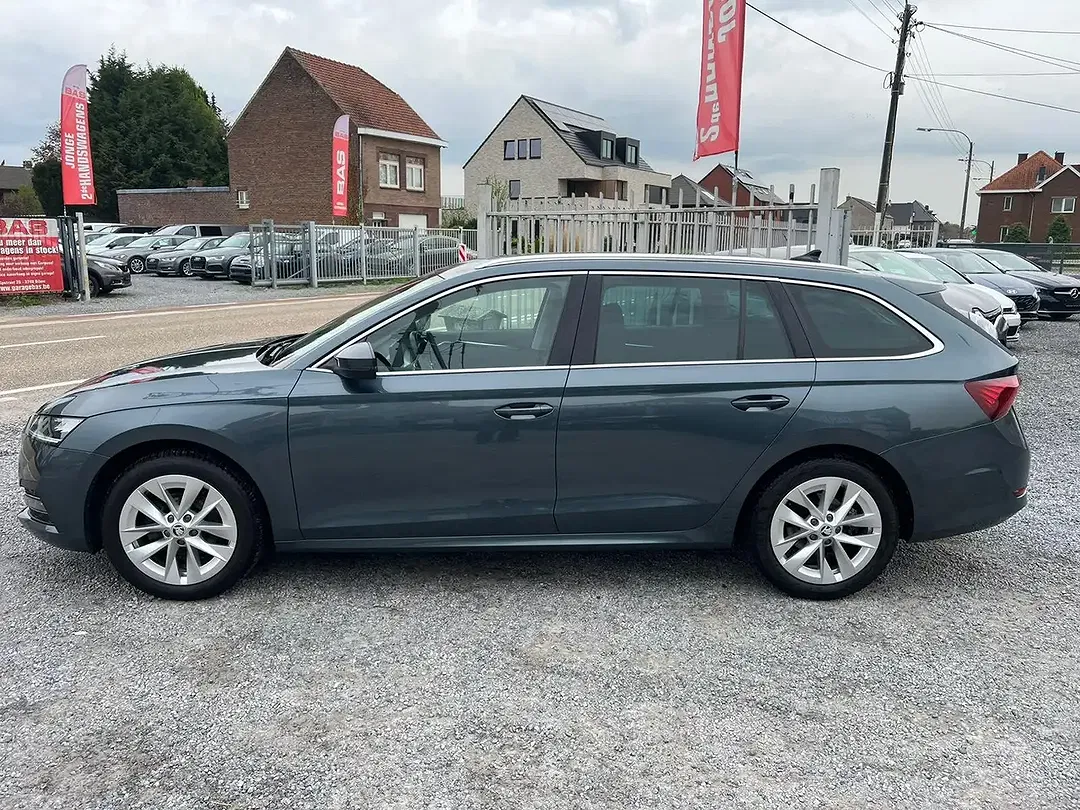 Skoda Octavia 1.0 - Thumbnail 3