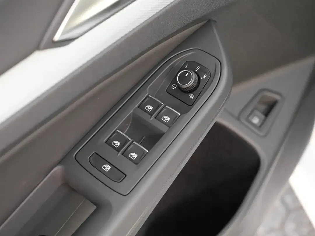 Volkswagen Golf 1.5 TSI eHybrid DSG - Thumbnail 12