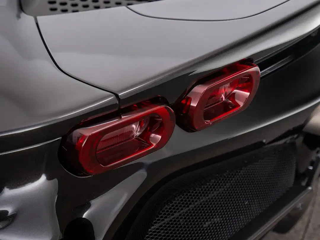 Ferrari SF90 Stradale - foto 15