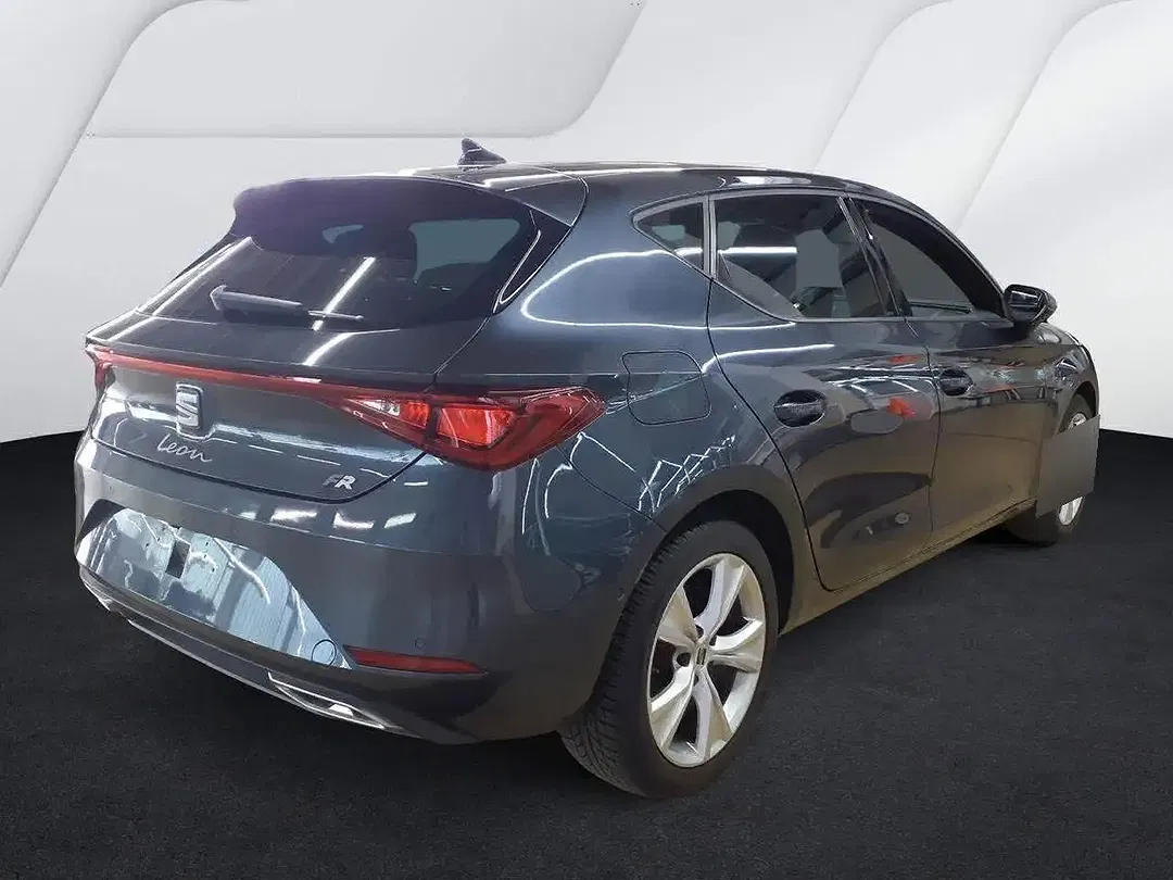SEAT Leon 1.5 eTSI DSG FR - Thumbnail 2