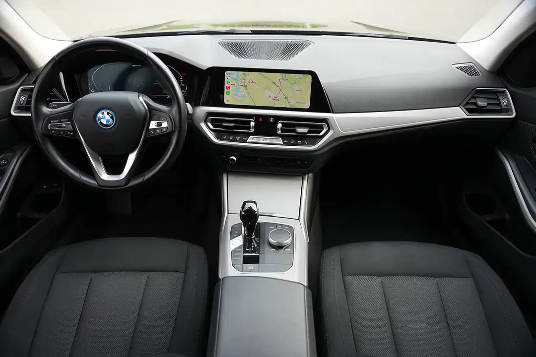 BMW 320 Touring - Thumbnail 12