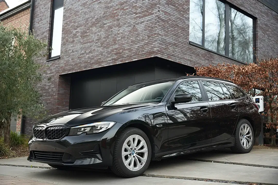 BMW 320 Touring - Thumbnail 4