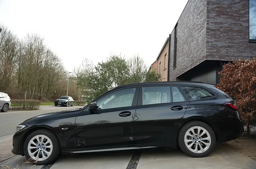 BMW 320 Touring - Thumbnail 5