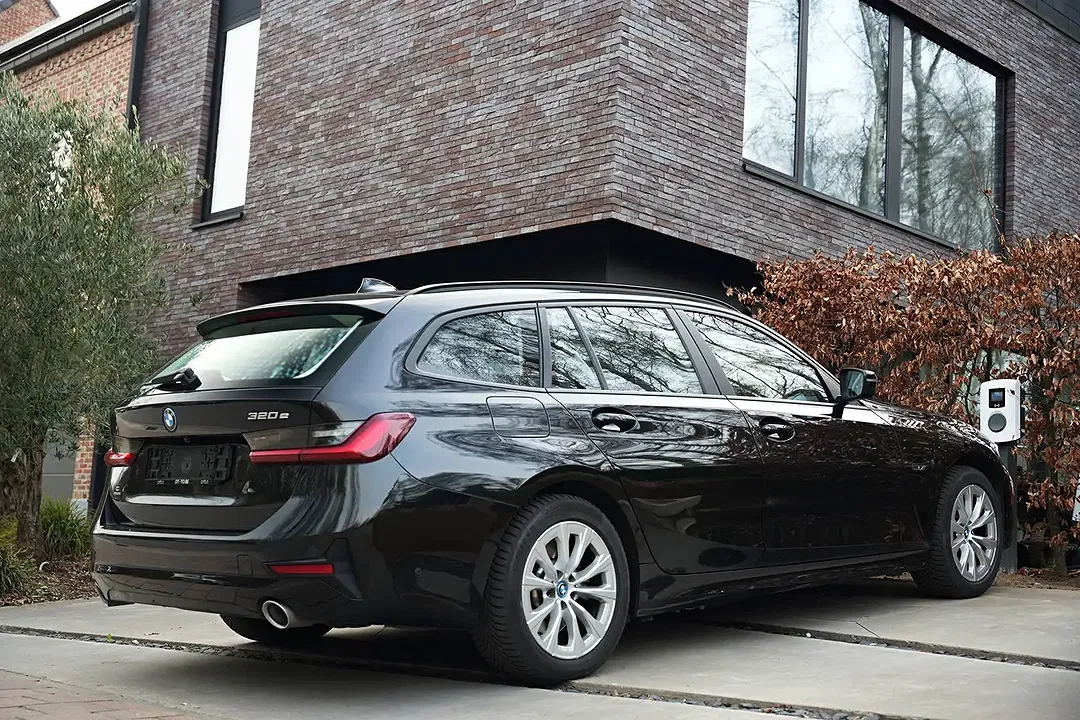 BMW 320 Touring - Thumbnail 8