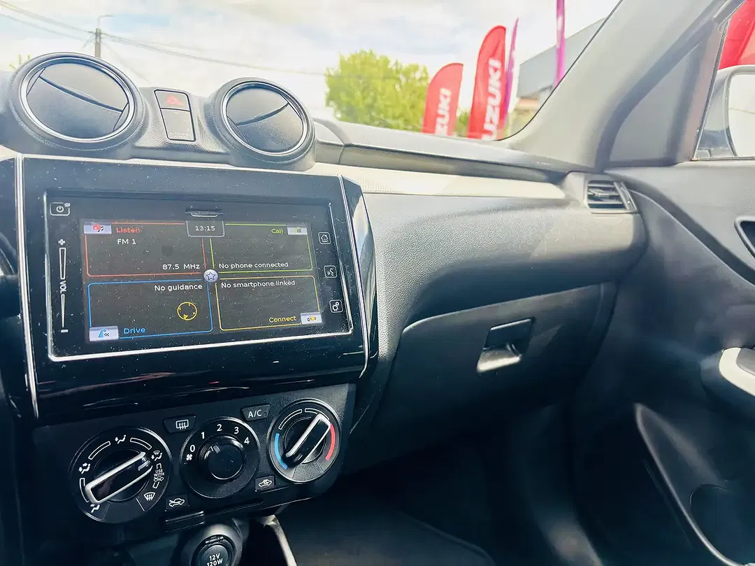 Suzuki Swift MHEV 1.2 GL+ - Thumbnail 11