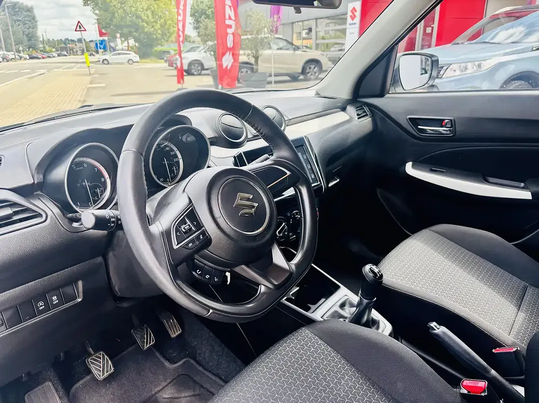 Suzuki Swift MHEV 1.2 GL+ - Thumbnail 9