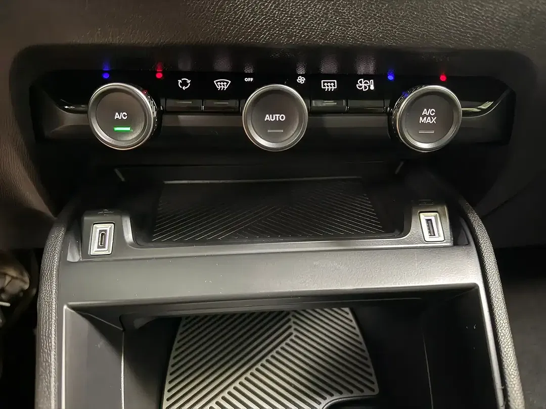 Citroen C4 1.2 Feel - Thumbnail 9