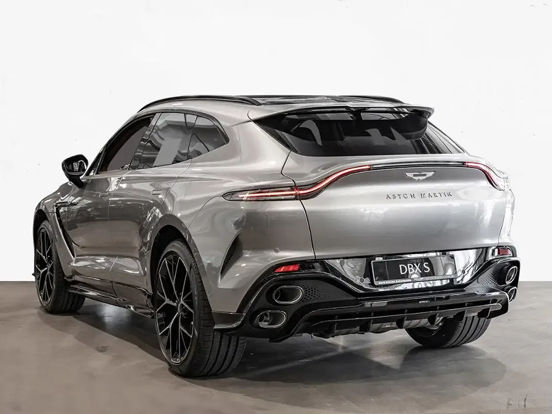 Aston Martin DBX S - Thumbnail 3