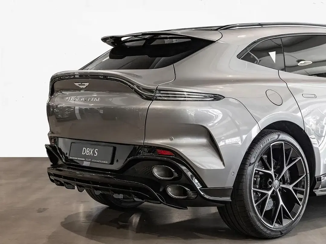 Aston Martin DBX S - Thumbnail 9