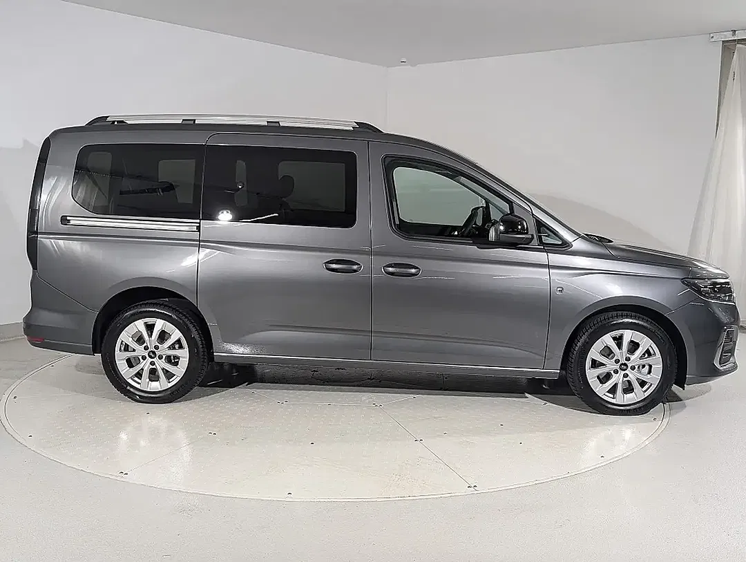 Ford Grand Tourneo 2.0 EcoBlue Titanium - Thumbnail 4