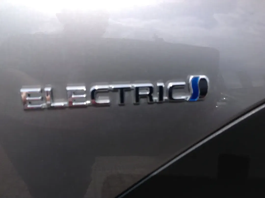 Toyota bZ4X - Thumbnail 12