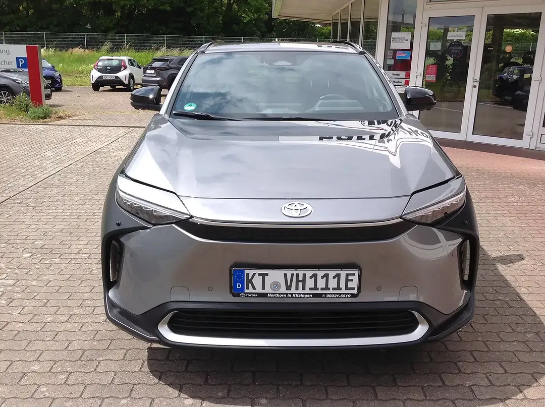 Toyota bZ4X - foto 2