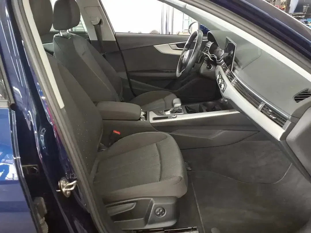 Audi A4 35 2.0 TDI Avant - Thumbnail 6