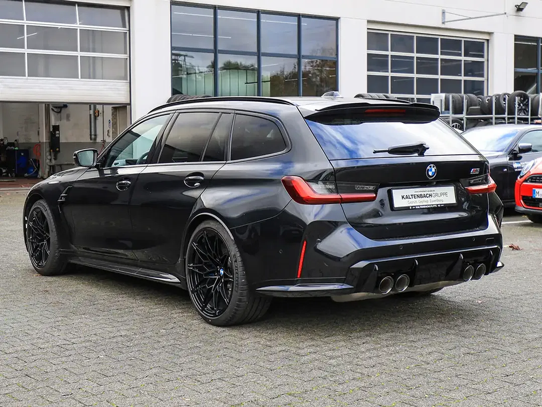 BMW M3 xDrive Competition Touring - Thumbnail 9