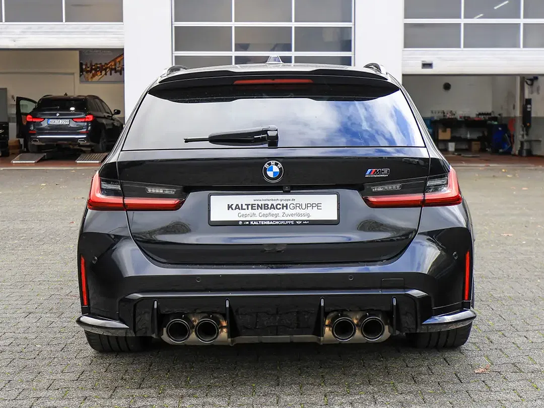 BMW M3 xDrive Competition Touring - Thumbnail 8